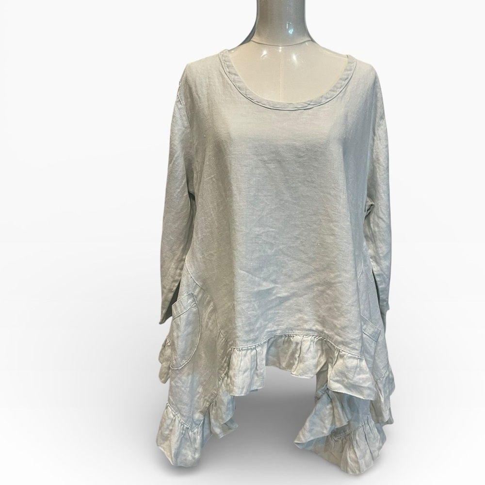 Heart's Desire by Mary Grace Butterfly linen top Size:S